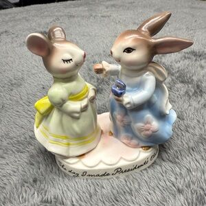 Vintage Precious Moments Avon Presidents Club 1980 Figurine!